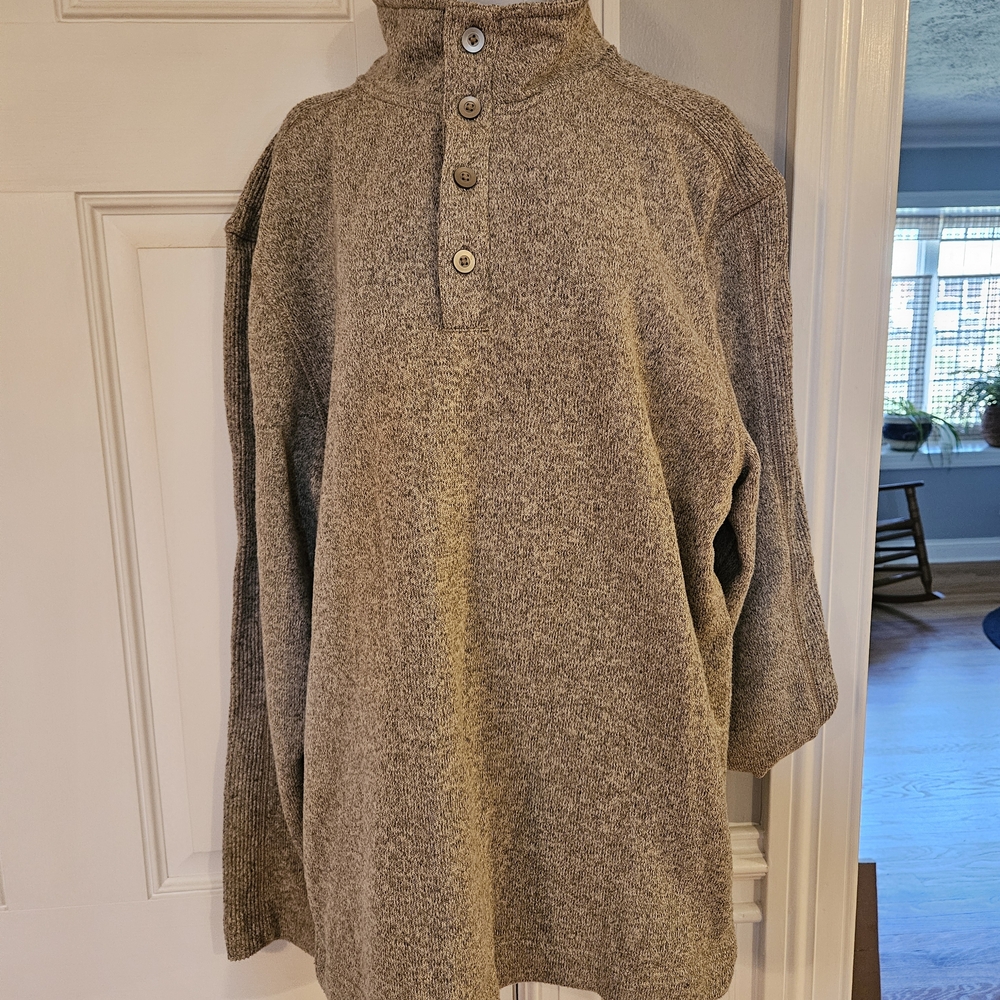 Van Heusen Men's Button-Front Crewneck Sweater in Grey - Picture 2 of 6